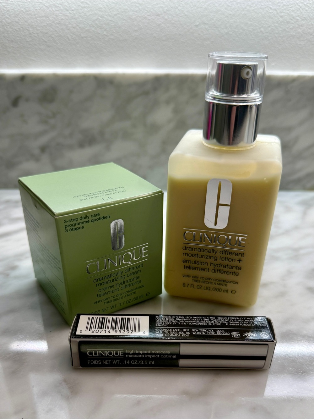 3 Piece Clinique Bundle